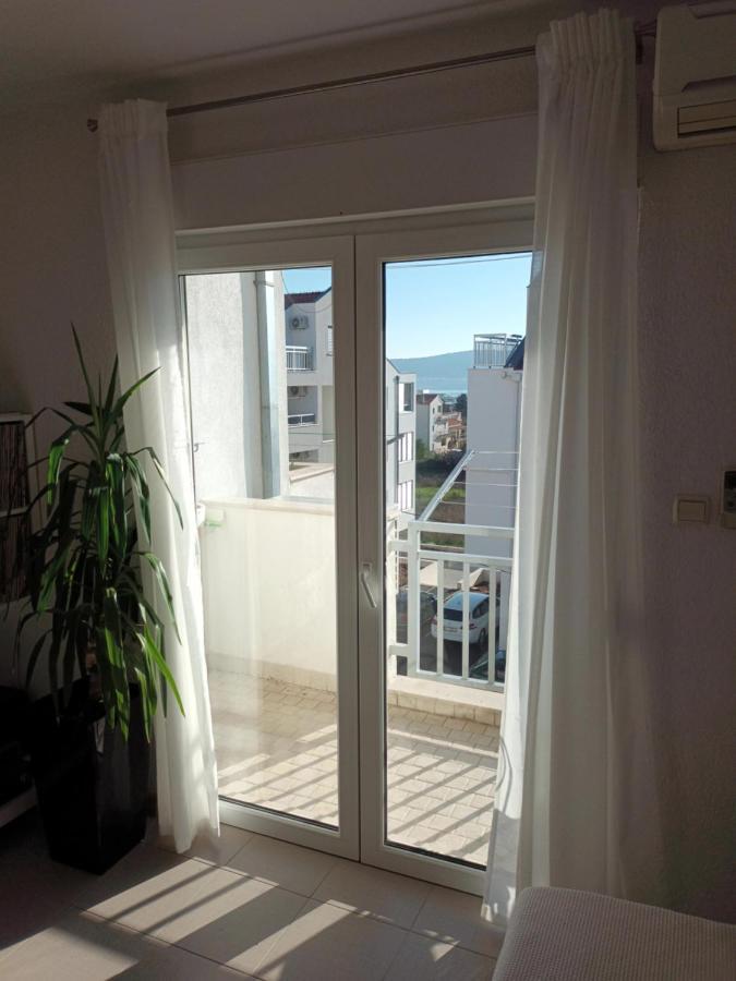 Kike Red Apartment Kaštela Exterior foto