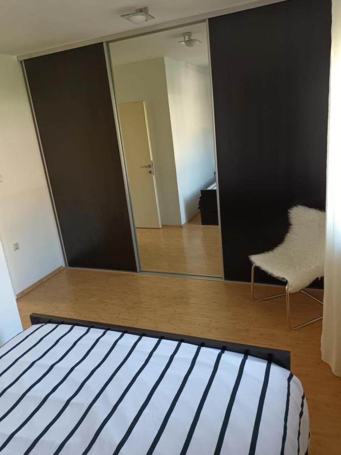 Kike Red Apartment Kaštela Exterior foto